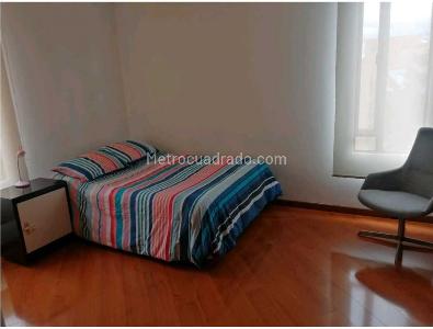 Apartamento de 3 alcobas en venta en Refugio De La Colina, Bogotá, 220 m² · foto 6 de 18