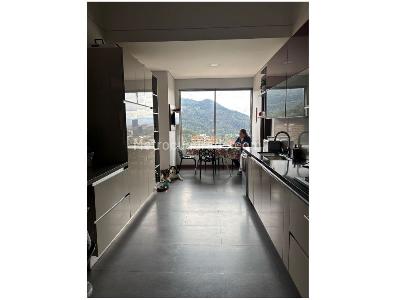 Apartamento de 4 alcobas en venta en Cerros De Los Alpes, Bogotá, 420 m² · foto 6 de 15