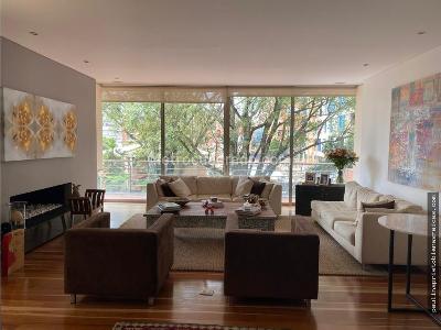 Apartamento de 3 alcobas en venta en Reserva Del Chico, Bogotá, 245 m² · foto 1 de 11