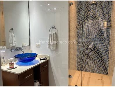 Apartamento de 4 alcobas en venta en El Refugio, Bogotá, 296 m² · foto 7 de 20