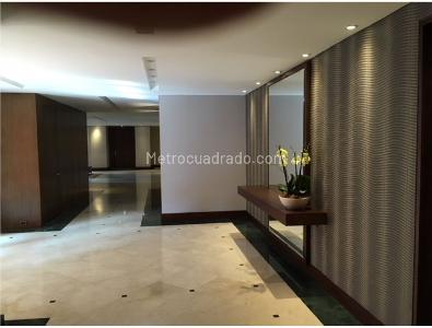 Apartamento en venta en Las Rosales, Bogotá · foto 4 de 17