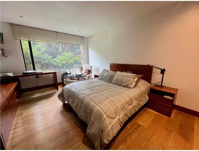 Apartamento en venta en Las Rosales, Bogotá · foto 8 de 17
