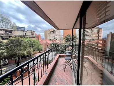 Apartamento de 4 alcobas en venta en Los Rosales Cerro Pijao, Bogotá, 436 m² · foto 10 de 17