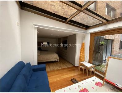 Apartamento de 3 alcobas en venta en Los Rosales, Bogotá, 157 m² · foto 3 de 17