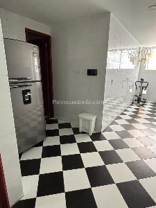 Apartamento de 3 alcobas en venta en Chico, Bogotá, 120 m² · foto 11 de 18