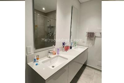 Apartamento de 2 alcobas en venta en Park Chico, Bogotá, 84 m² · foto 7 de 14