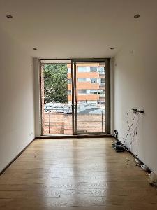 Apartamento de 3 alcobas en venta en Chico Reservado, Bogotá, 209 m² · foto 5 de 10