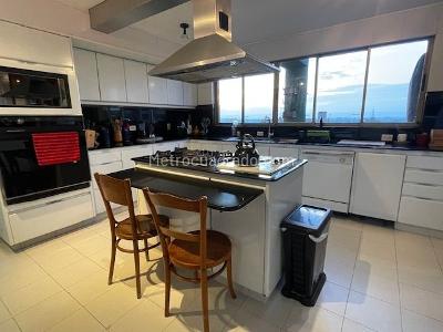 Apartamento en venta en El Nogal, Bogotá · foto 4 de 13