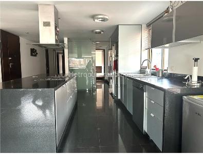 Apartamento de 4 alcobas en venta en Chico Reservado, Bogotá, 248 m² · foto 10 de 20