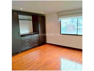 Apartamento de 3 alcobas en venta en Los Rosales, Bogotá, 230 m² · foto 12 de 15
