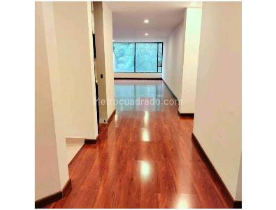 Apartamento de 3 alcobas en venta en Los Rosales, Bogotá, 230 m² · foto 14 de 15