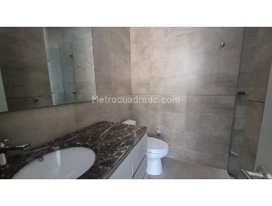 Apartamento de 3 alcobas en venta en La Cabrera, Bogotá, 365 m² · foto 10 de 11