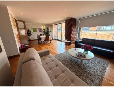 Apartamento en venta en Chico, Bogotá · foto 2 de 13