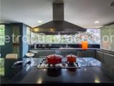 Apartamento en venta en Chico El Refugio, Bogotá · foto 12 de 17
