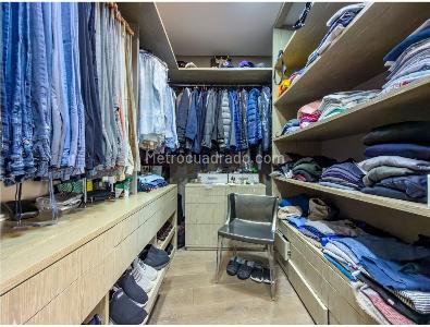 Apartamento de 3 alcobas en venta en Chico Norte, Bogotá, 428 m² · foto 11 de 19