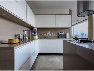 Apartamento de 3 alcobas en venta en Chico Norte, Bogotá, 428 m² · foto 19 de 19