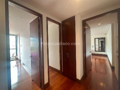 Apartamento en venta en Quintas De Santa Barbara, Bogotá · foto 15 de 18