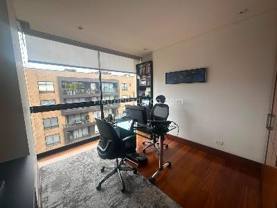 Apartamento en venta en Quintas De Santa Barbara, Bogotá · foto 5 de 18