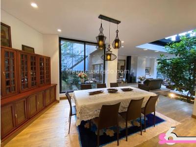 Casa de 4 alcobas en venta en Usaquen, Bogotá, 597 m² · foto 4 de 13