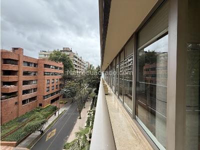 Apartamento de 3 alcobas en venta en La Cabrera, Bogotá, 330 m² · foto 6 de 13