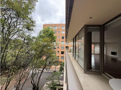 Apartamento de 3 alcobas en venta en La Cabrera, Bogotá, 330 m² · foto 8 de 13