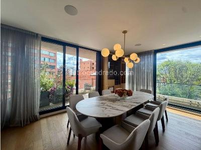 Apartamento de 3 alcobas en venta en La Cabrera, Bogotá, 248 m² · foto 10 de 12
