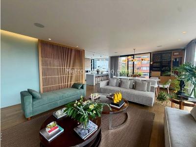 Apartamento de 3 alcobas en venta en La Cabrera, Bogotá, 248 m² · foto 11 de 12