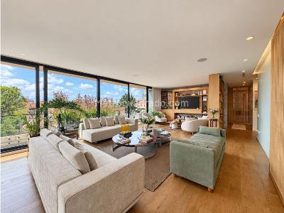 Apartamento de 3 alcobas en venta en La Cabrera, Bogotá, 248 m² · foto 2 de 12