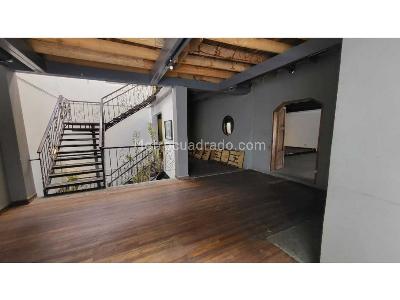 Casa de 5 alcobas en venta en El Retiro, Bogotá, 1300 m² · foto 9 de 16