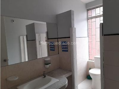 Casa de 5 alcobas en venta en Chapinero, Bogotá, 659 m² · foto 8 de 17