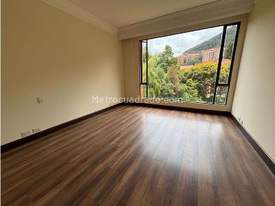 Apartamento de 3 alcobas en venta en Usaquen, Bogotá, 250 m² · foto 6 de 14