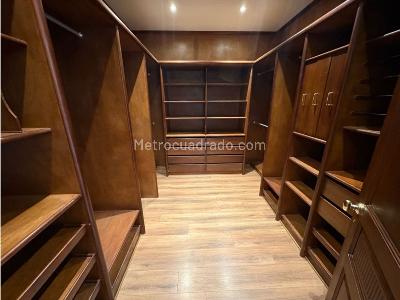 Apartamento de 3 alcobas en venta en Usaquen, Bogotá, 250 m² · foto 8 de 14