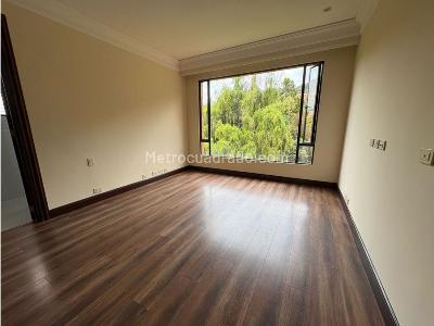 Apartamento de 3 alcobas en venta en Usaquen, Bogotá, 250 m² · foto 9 de 14
