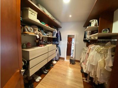Casa de 4 alcobas en venta en Cerros Orientales, Bogotá, 425 m² · foto 12 de 20