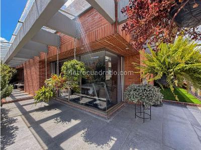 Apartamento de 2 alcobas en venta en Chico, Bogotá, 285 m² · foto 11 de 20