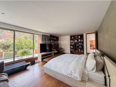 Apartamento de 2 alcobas en venta en Chico, Bogotá, 285 m² · foto 14 de 20