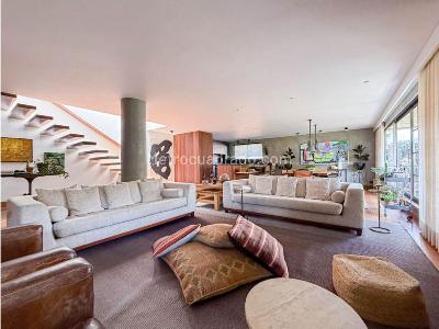 Apartamento de 2 alcobas en venta en Chico, Bogotá, 285 m² · foto 1 de 20