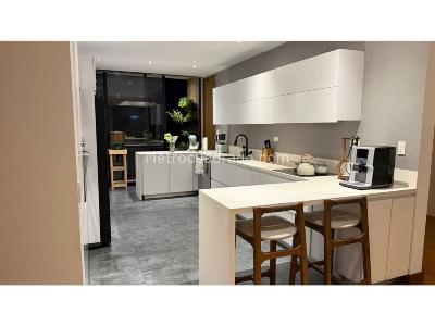 Apartamento de 2 alcobas en venta en Chico Virrey, Bogotá, 200 m² · foto 4 de 20