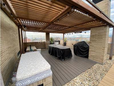Apartamento de 2 alcobas en venta en Chico Virrey, Bogotá, 200 m² · foto 9 de 20