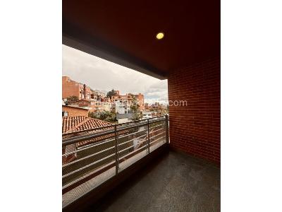 Apartamento en venta en Los Rosales, Bogotá · foto 10 de 18