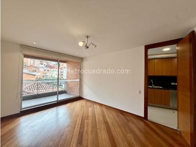 Apartamento en venta en Los Rosales, Bogotá · foto 8 de 18