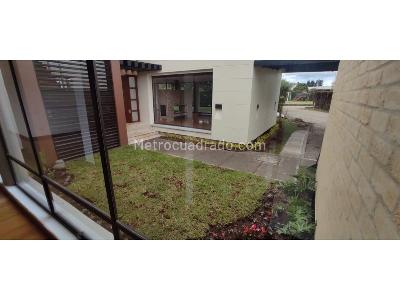 Casa de 3 alcobas en venta en Guaymaral, Bogotá, 500 m² · foto 18 de 20