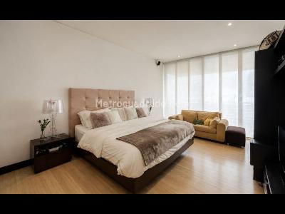 Apartamento de 2 alcobas en venta en Los Rosales, Bogotá, 180 m² · foto 12 de 18