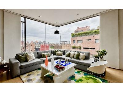 Apartamento de 2 alcobas en venta en Los Rosales, Bogotá, 180 m² · foto 2 de 18