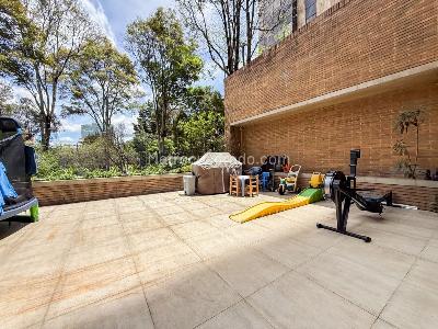 Apartamento de 3 alcobas en venta en La Cabrera, Bogotá, 166 m² · foto 7 de 18