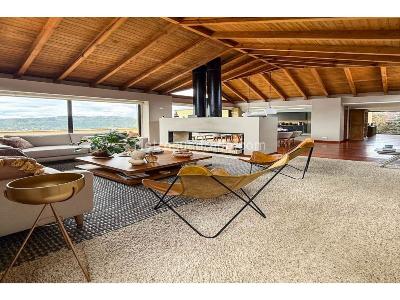 Casa de 3 alcobas en venta en Vía La Calera, La Calera, 330 m² · foto 2 de 10