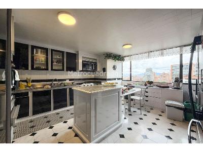 Apartamento en venta en El Nogal, Bogotá · foto 8 de 17