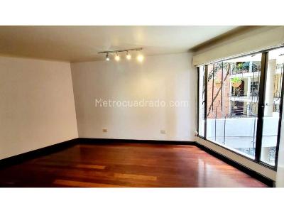 Apartamento de 3 alcobas en venta en Los Rosales, Bogotá, 242 m² · foto 3 de 13