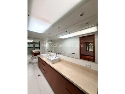 Apartamento en venta en Los Rosales, Bogotá · foto 16 de 18