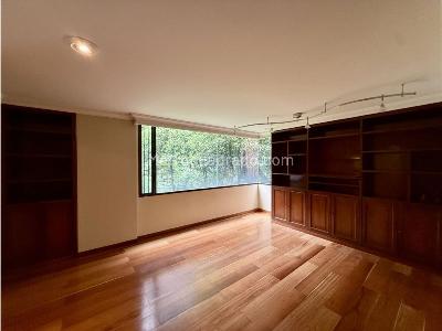 Apartamento en venta en Los Rosales, Bogotá · foto 5 de 18